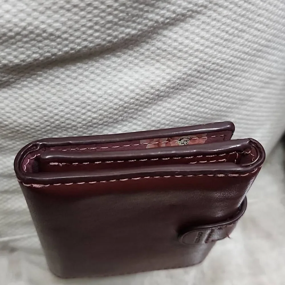 Coach Small Trifold Wallet in Bordeaux
